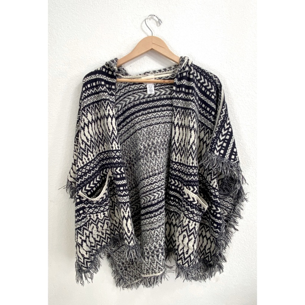 Stunning knit shawl